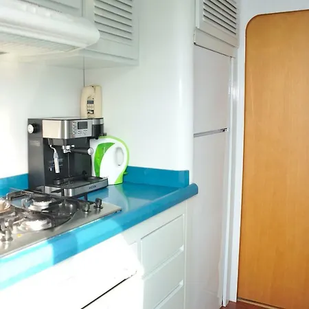 Lady Alba Boat And Breakfast Båthotell *