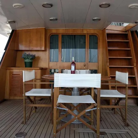 Lady Alba Boat And Breakfast Palermo